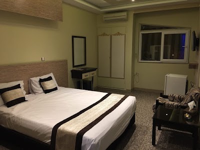 Photos of Sadra Hotel