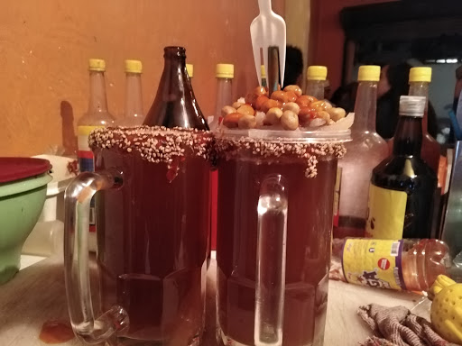 Alitas Y Micheladas - Thumbnail