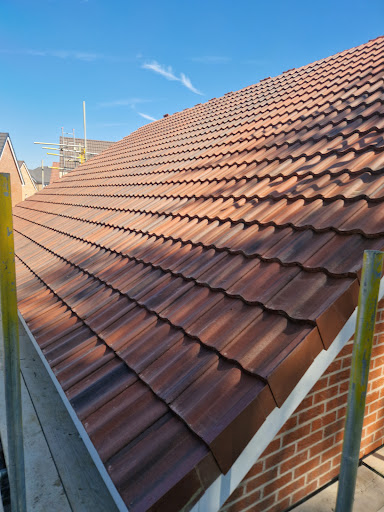 L.A.ROOFING. - Visual