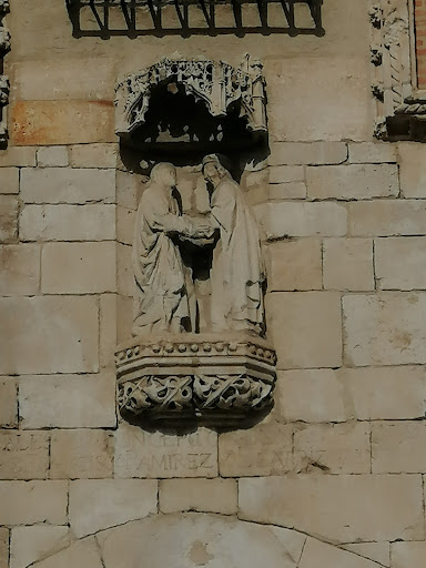 Latin Gate - Visual