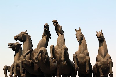 Photos of Luoyang Zhouwangcheng Emperor Six Horses Carriage Museum