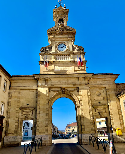 Porte Saint Pierre Logo