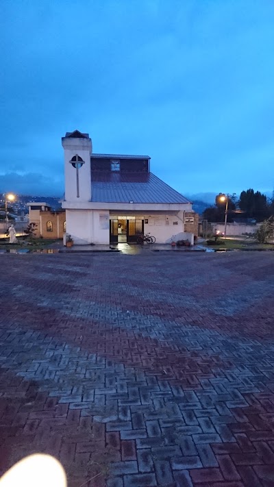 Photos of Iglesia "San Gabriel de Los Chillos"