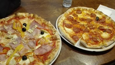 Photos of Pizzeria La Fiorita