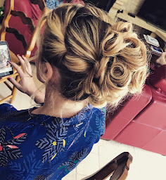 Photo n°5 de sophie's à Cabannes (Salon de coiffure)