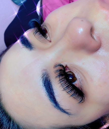 Misaelo's barber shop y Diva Lash makeup studio - Thumbnail
