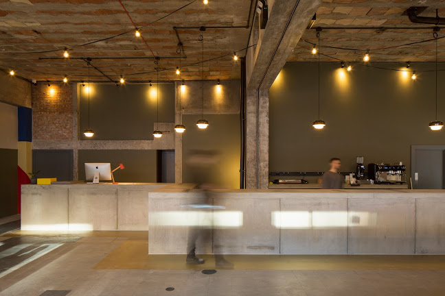 Silver Building - Pub