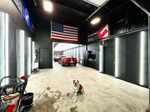 Revolution Auto Salon