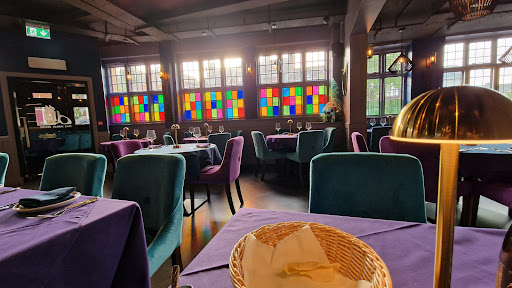 Dilli Restaurant - Visual