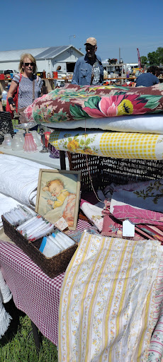 Elkhorn Antique Flea Market - Thumbnail
