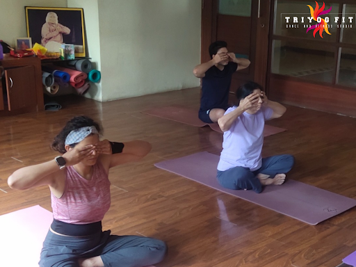 Yoga 🧘🧘🙏class helps me calm down from the agonizing stress of trying to get to 🧘🧘yoga class on time. post image