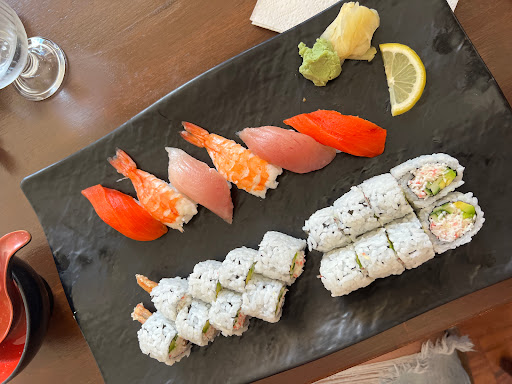U-Thi Sushi & Grill Gallery - Canada