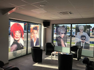 Photo n°2 de Art'Color à Chagny (Salon de coiffure)