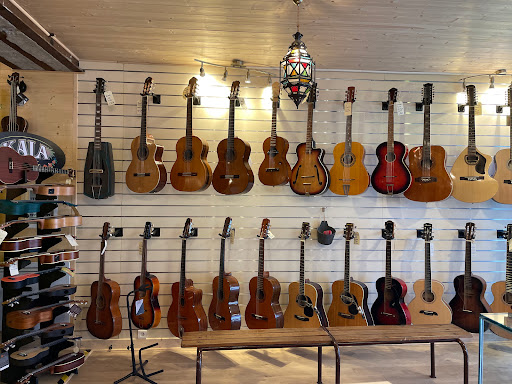 Ti An Trouz Instruments de Musique Gallery - France
