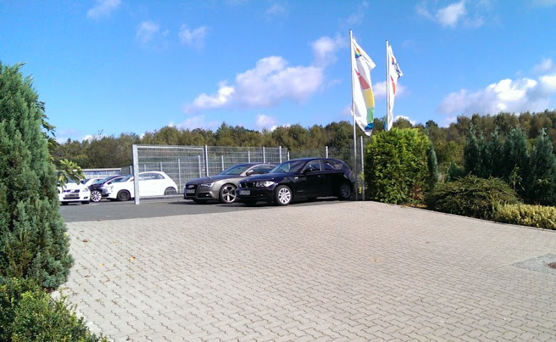 Autolackiererei Toni Cangi GmbH