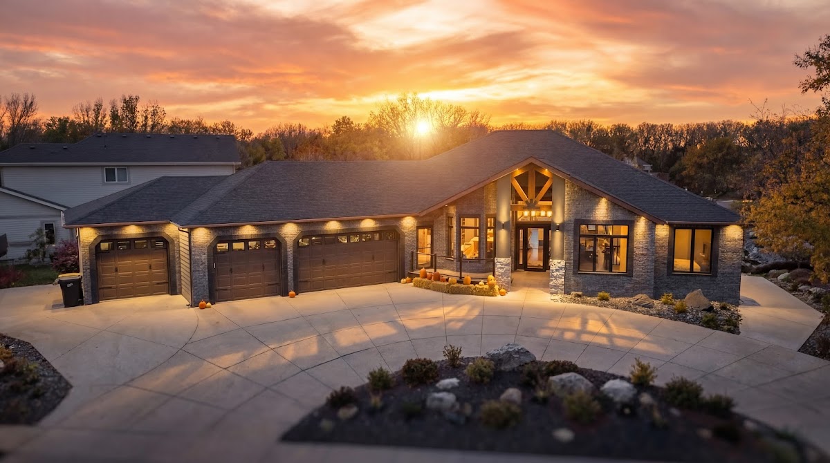 Sparling Construction - storefront photo