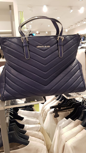 Armani Outlet Fidenza - Thumbnail