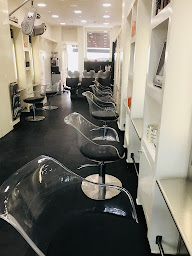 Photo n°4 de L' ADRESSE PARIS à Paris (Salon de coiffure)