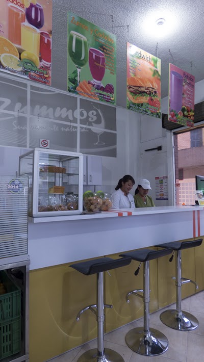 Photos of Zummos
