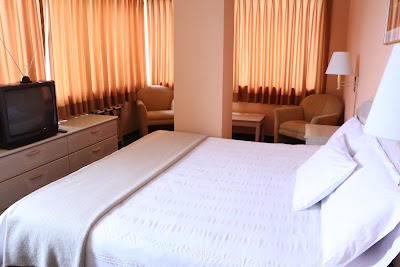 Photos of STANFORD SUITE