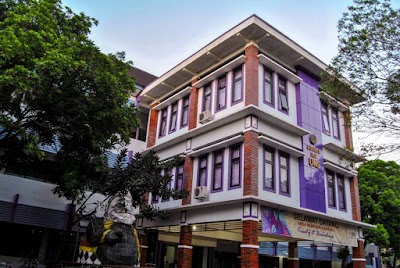 Photos of Universitas Sebelas Maret (UNS) Surakarta