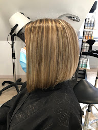 Photo n°32 de L’Atelier d’Amandine à Fegersheim (Salon de coiffure)