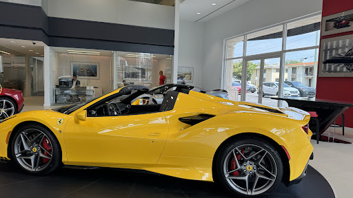 Ferrari - Visual