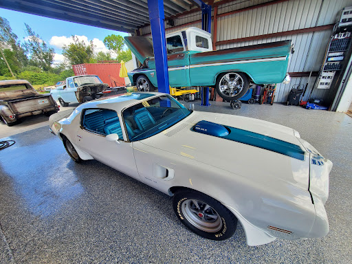 Craig's Twisted Garage Gallery - United States