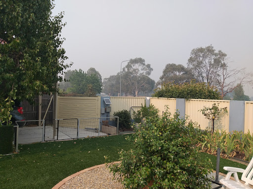 Tom Roberts Av opp 1st Templestowe Av - Thumbnail