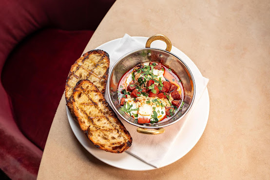 Bluebird Chelsea by null