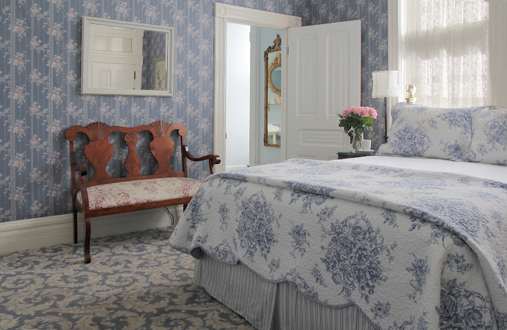 Victorian Inn by null