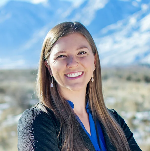 Rochelle Comeaux - Coldwell Banker Select Real Estate S.0185835 photo
