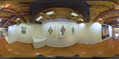 Photos of Sergio Gon&ccedil;alves Art Gallery