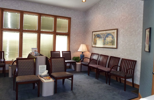 Dr. Lee Brown, DDS - Visual