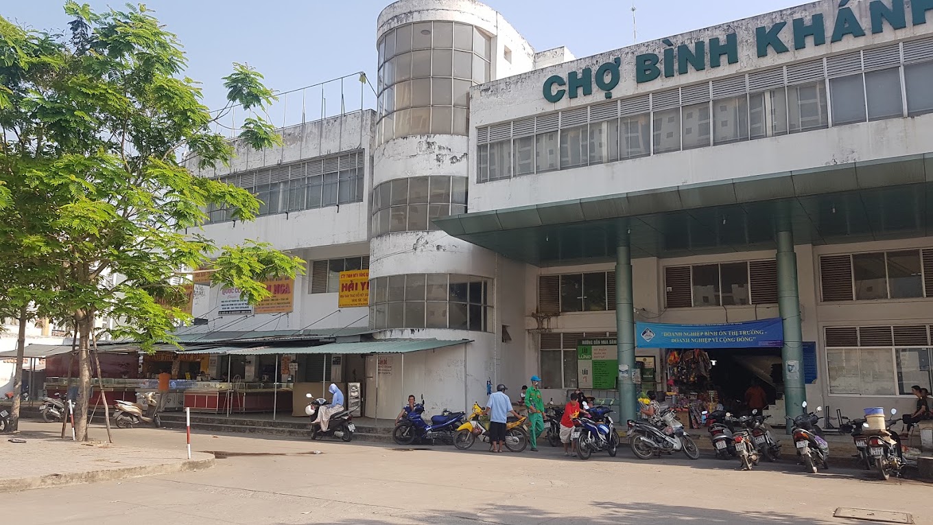 Chợ Bình Khánh bán đầy đủ các mặt hàng
