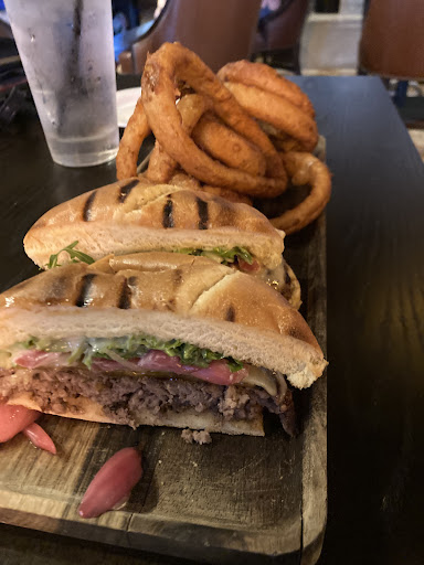 Wildhorse Grill, Lounge & Bar - Thumbnail