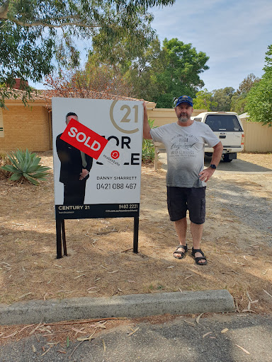 CENTURY 21 Team Brockhurst - Thumbnail