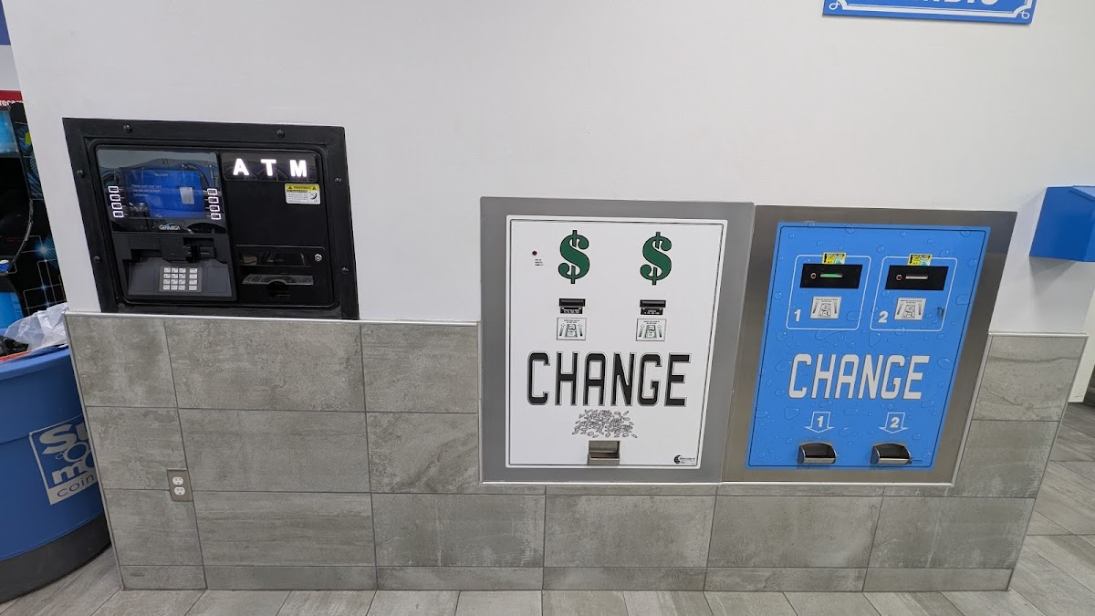 Sudz Coin Laundry storefront and entrance in Sterling Heights