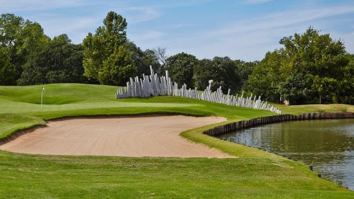 Oak Tree Country Club