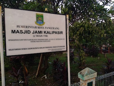 Photos of Jami Kalipasir