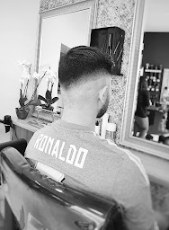 Photo n°19 de Thirty One Cut à Grand Bourgtheroulde (Barbier)