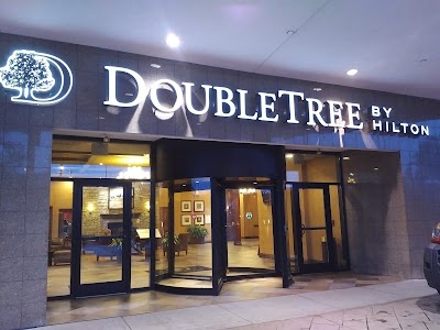 Photos of DoubleTree by Hilton Hotel Cincinnati Airport