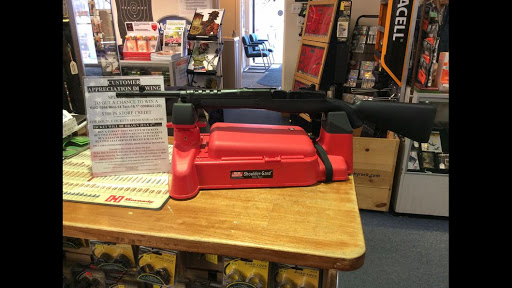Rick's Sporting Goods - Visual