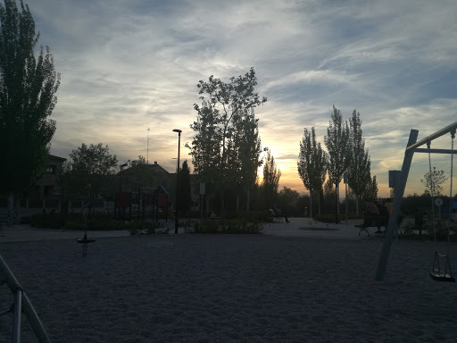 Vaux-le-Pénil Park - Thumbnail