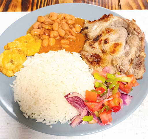 Cataleya Bar-Restaurante Ecuatoriano - Thumbnail