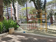 Parque Infantil P.A. 09 Vermelho e branco