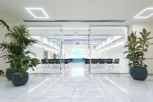 Elfi Spa - Visual