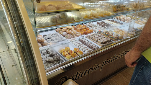 Bar Cornetteria Pasticceria Gelateria La Dolce Vita f.lli Nicoletta - Thumbnail