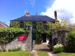 Photo n°1 de Maison Quinze à La Forêt-Sainte-Croix (Magasin de luminaires)