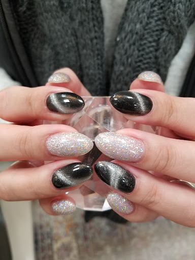 New Huntington Nail & Spa